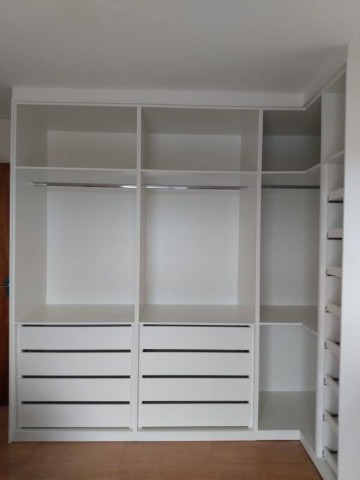 Guarda roupa