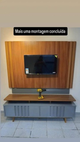 Mon