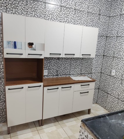 Montagem de armário