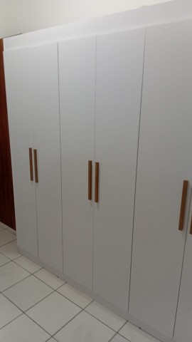 Montagem de guarda roupas 