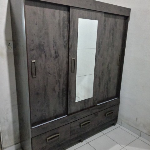 Guarda roupa