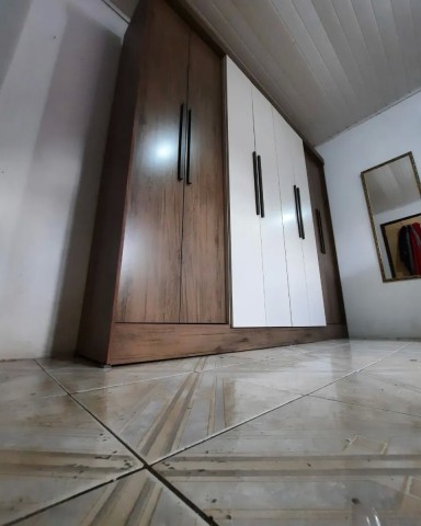 Guarda roupa 8 portas 