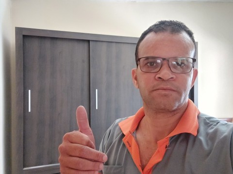 Montagem e desmontagem de móveis 