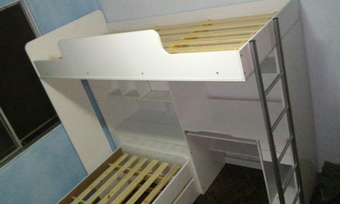 Beliche com escrivaninha 