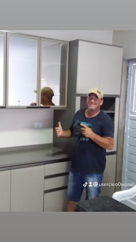 Montagens armário Nercher