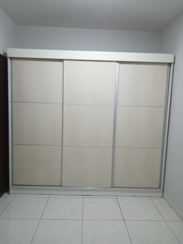 Montagem de roupeiro 