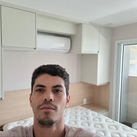 foto do perfil de Cesar Gomes Silveira
